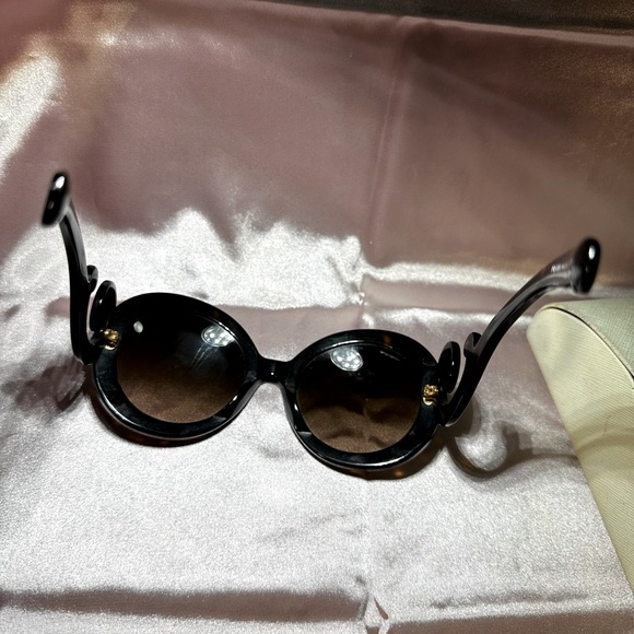 PRADA Minimal Baroque Sunglasses Brown - Picture 4 of 17